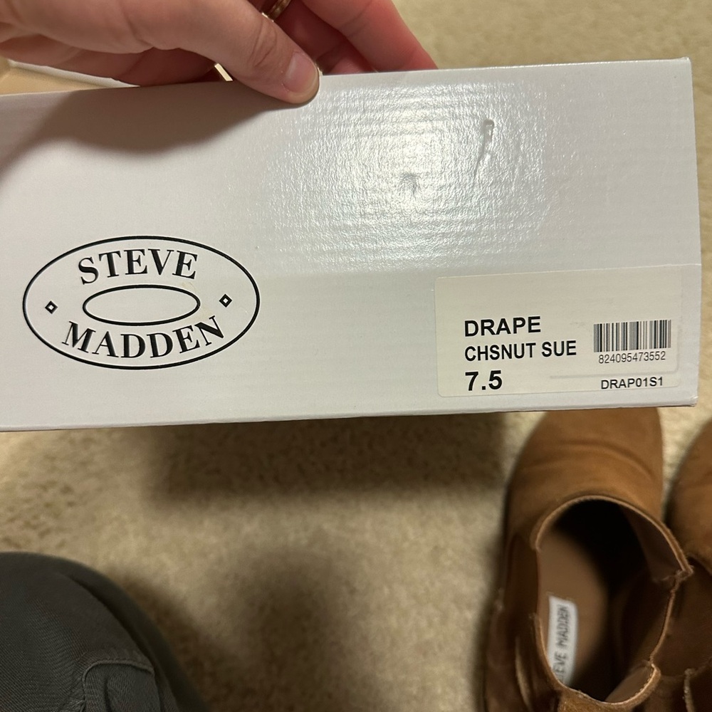Steve Madden Brown Suede Ankle Boots - Picture 9 of 11